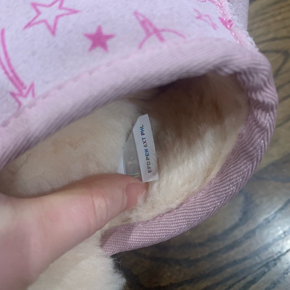 New Ugg Keegan Slide Slipper Planetary Pink Kids US Size 4 - Picture 9 of 10